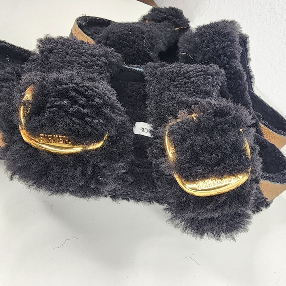 Arizona Big Buckle Shearling Birkenstock - Picture 4 of 8